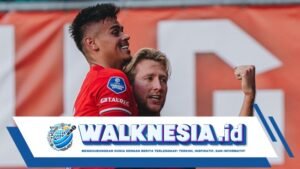 Mees Hilgers Bersinar Lawan Ajax, Thom Haye Kalah Telak dengan Almere