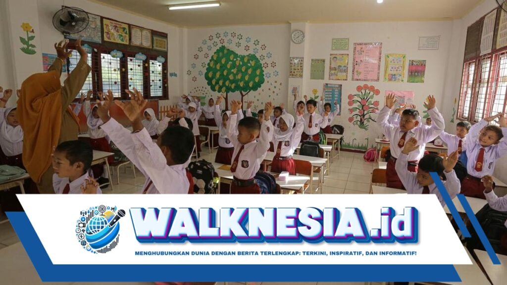 Sekolah Terima Murid Lebih dari Daya Tampung, SPMB 2025 Akan Kena Sanksi