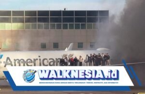 Kebakaran Mesin Pesawat American Airlines, Penumpang Dievakuasi Darurat