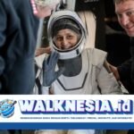 Astronot NASA yang Terdampar 9 Bulan di Luar Angkasa Kembali ke Bumi dengan Selamat