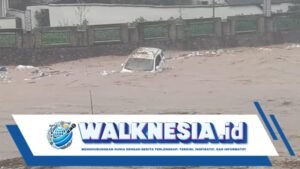 Banjir Terjang Puncak Bogor Minggu Malam, Jembatan Putus, Kendaraan Terjebak