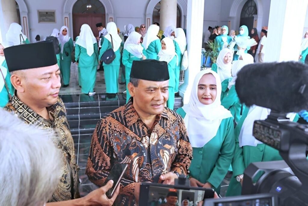 Sinergi untuk Desa Maju: Gubernur Jateng Ajak Fatayat NU Aktif di Program Kecamatan Berdaya