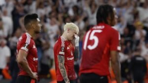 Setan Merah Tersandung: Mengapa MU Kembali Gagal Juara Liga Europa