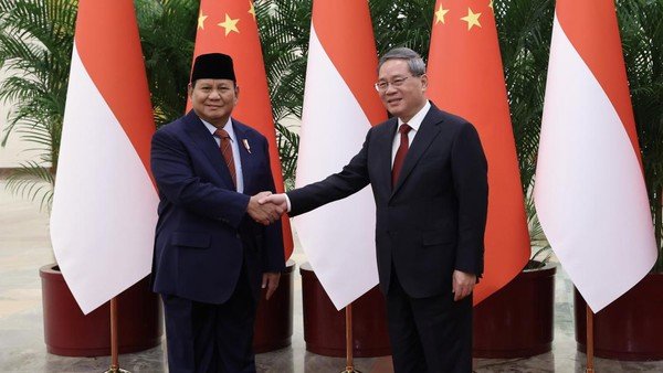 Langkah Strategis Prabowo: Pertemuan Hangat dengan PM China di Istana Merdeka