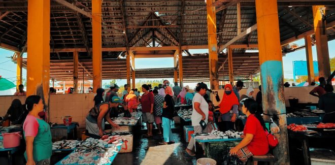 Isu Ketenagakerjaan di Indonesia: Tantangan dan Peluang di Era Globalisasi