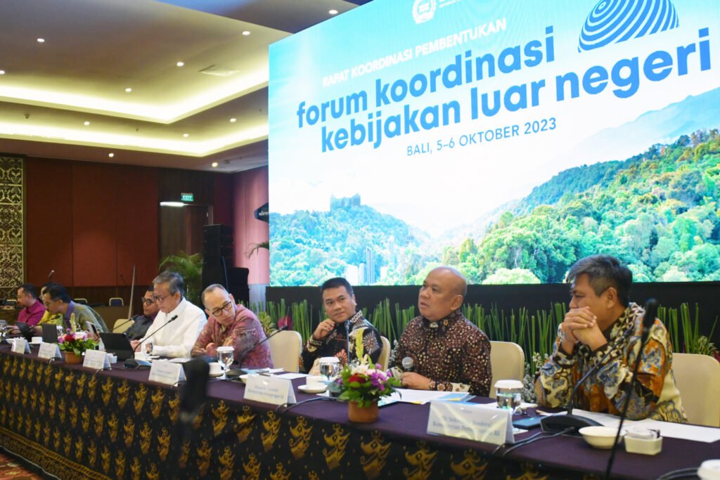 Kebijakan Luar Negeri Amerika Serikat: Antara Kepentingan Nasional dan Tanggung Jawab Global