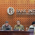 Suku Bunga BI Tetap: Implikasi dan Prospek Ekonomi Indonesia